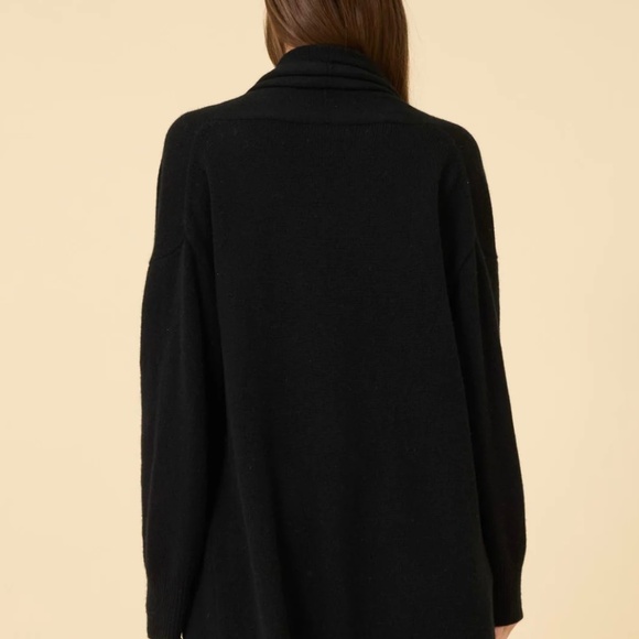 One Grey Day (OGD) Cashmere Cardigan - Picture 5 of 10